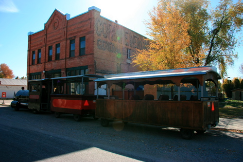 Mercantile Store — Click on light over train engine to read sign!
