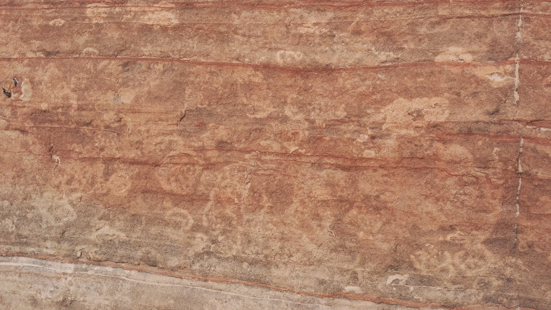 Petroglyphs near Checkerboard Mesa