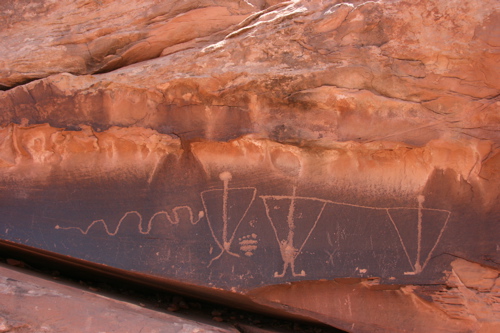 Kane Creek Canyon, Utah — Kane Creek Canyon — Petroglyphs (typical snake depiction)