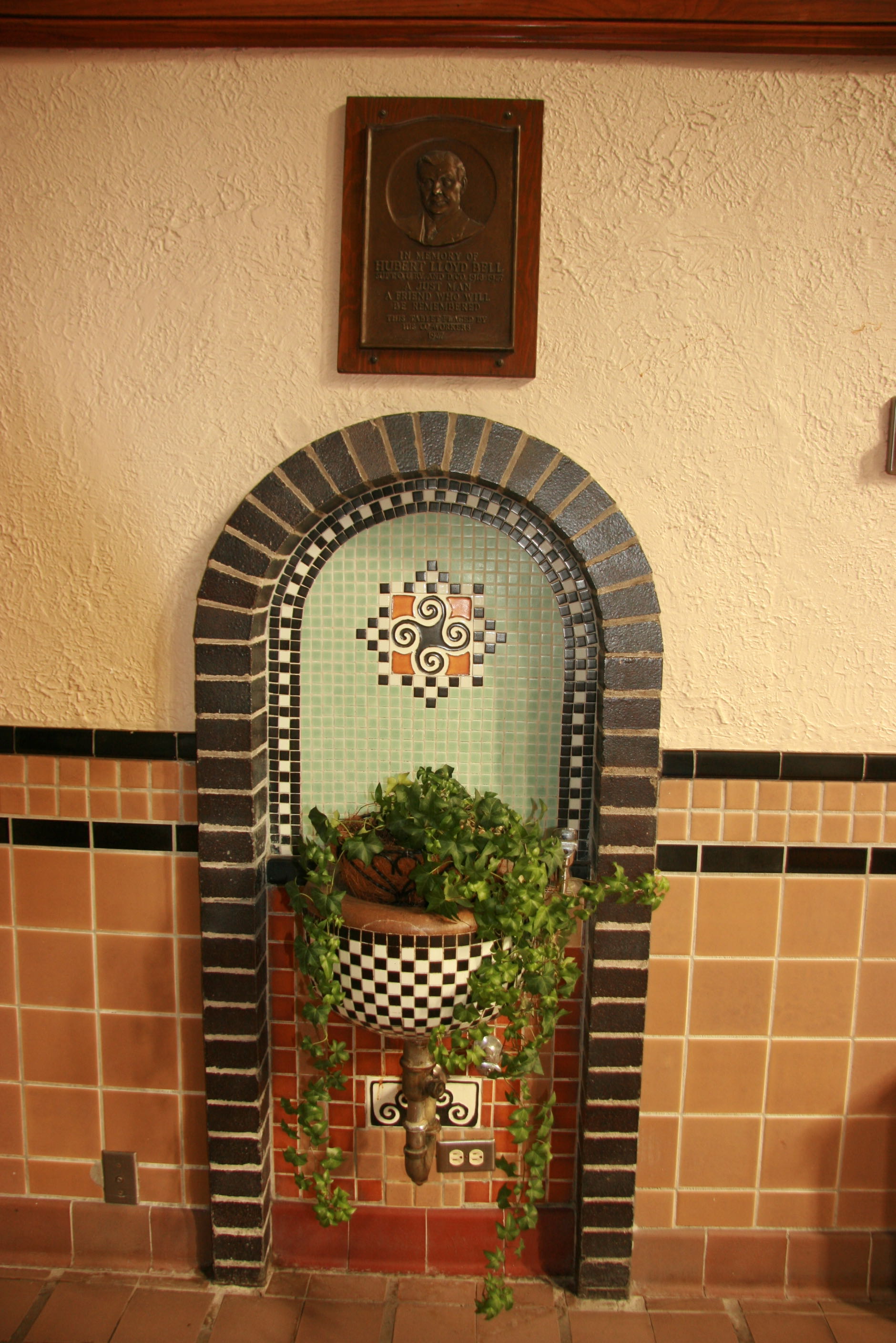 Old tiled drinking fountain. — Union Station Grand Lobby — Back to Union Station