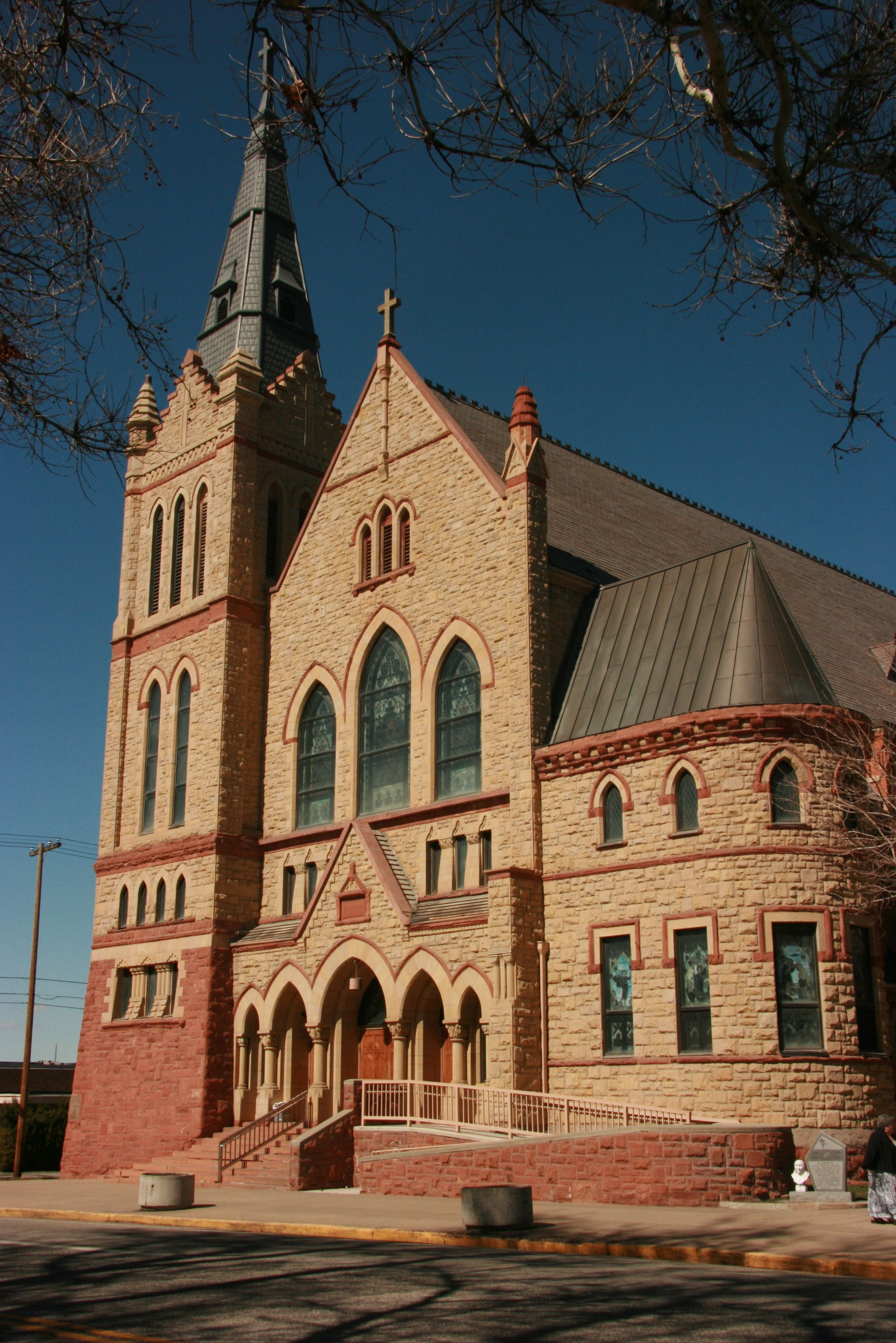 St. Joseph's Church — Click plaque left corner of foundation! Click small statue right lower corner!