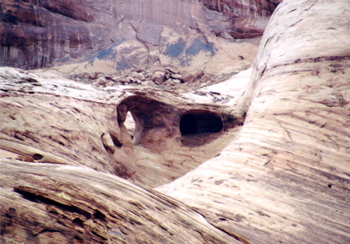Triple Arch — Cottonwood Canyon (Buoy 66)