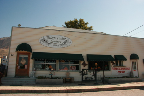 Gallery and Used Bookstore
